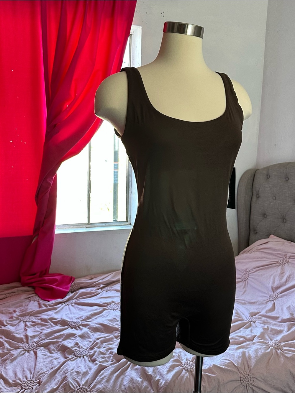 Seamless Double Layered Scoop-Neck Romper Bodysuit